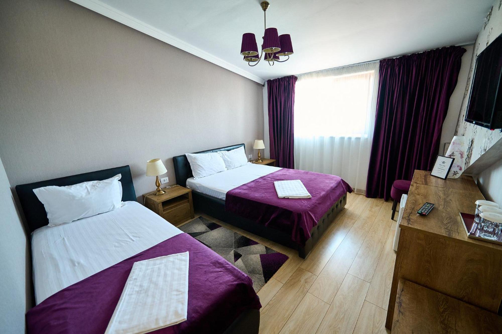 Hotel Evianne Boutique Galaţi Extérieur photo